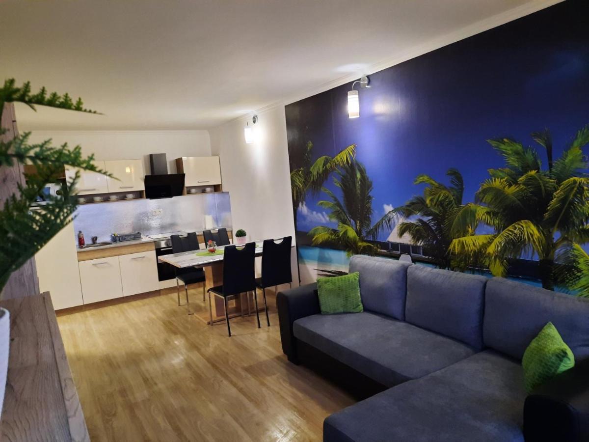 Vandus Apartman Siófok Exteriör bild