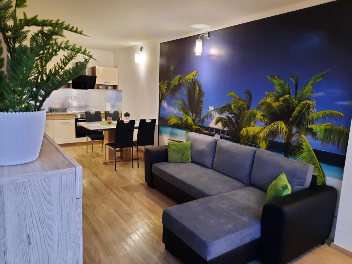 Vandus Apartman Siófok Exteriör bild