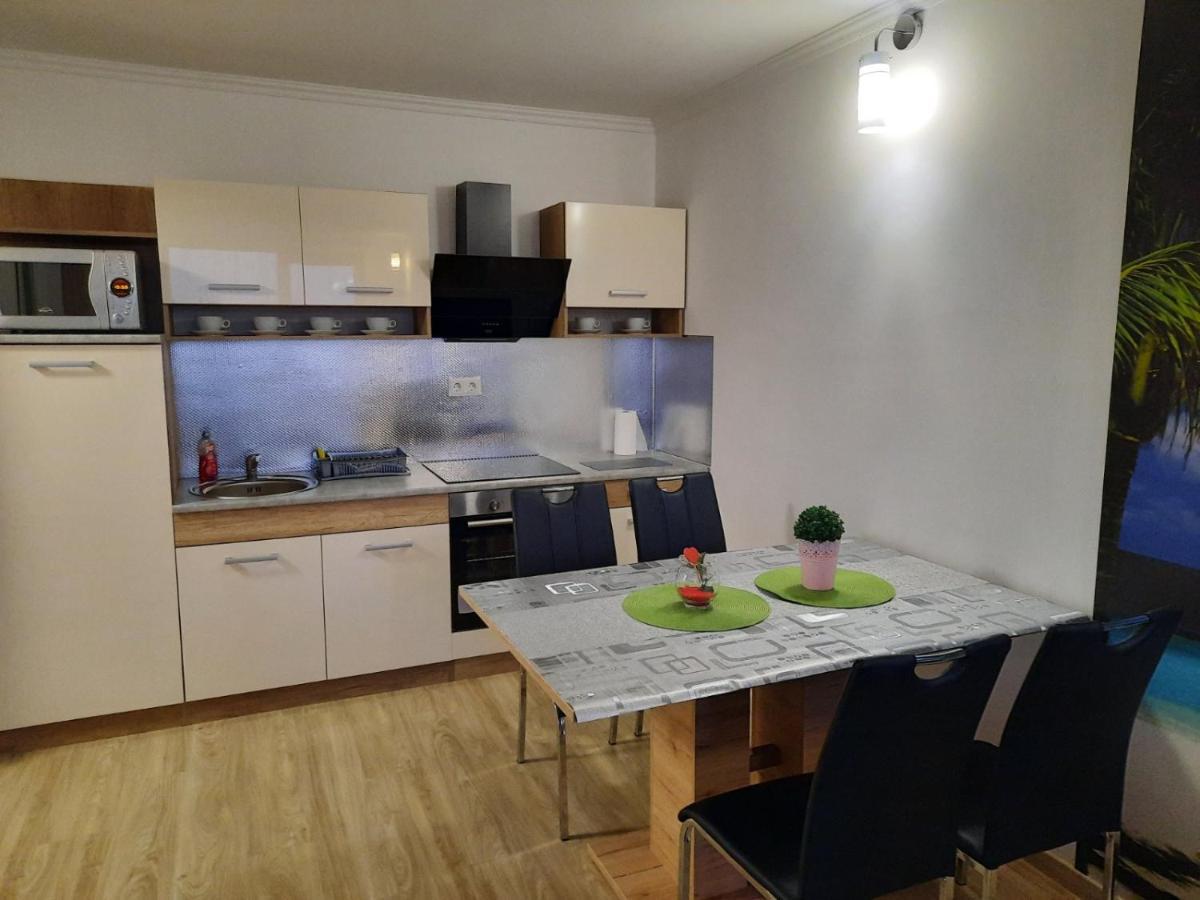 Vandus Apartman Siófok Exteriör bild