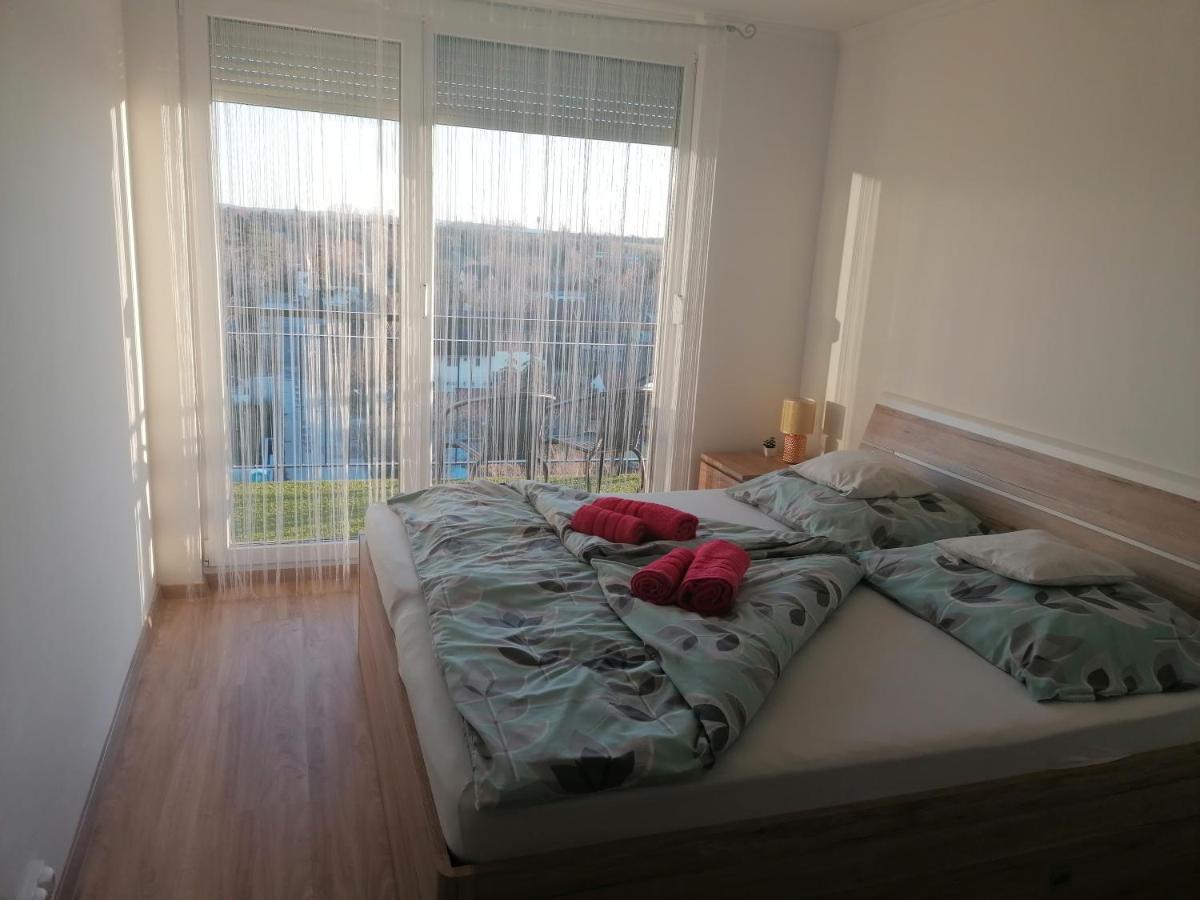 Vandus Apartman Siófok Exteriör bild